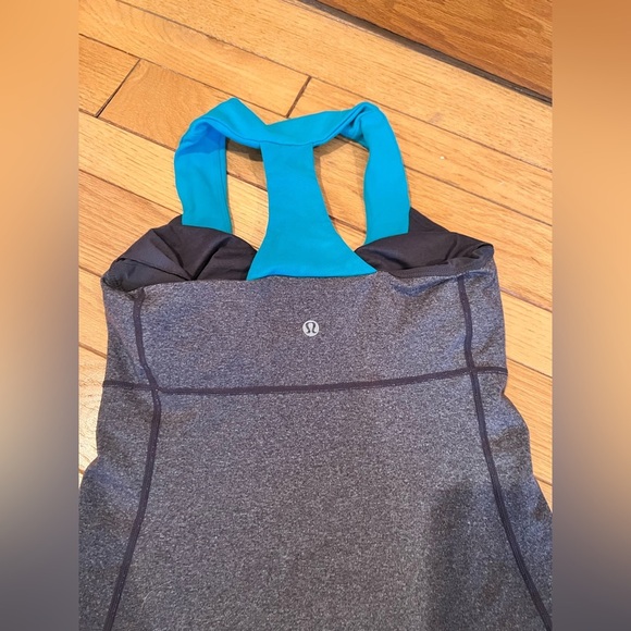 Lululemon - Athletic Tank - Picture 6 of 7